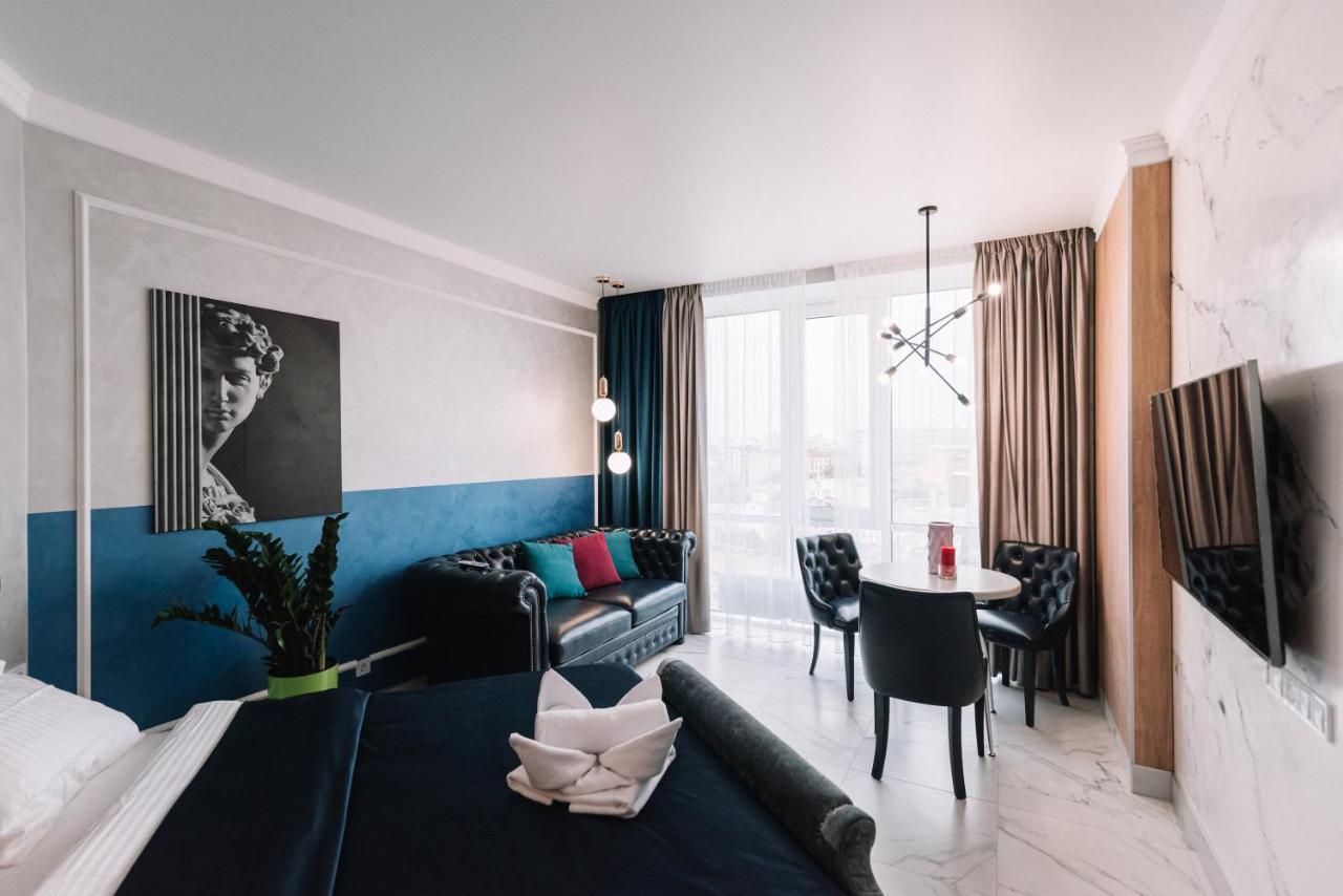 Royal Tower Vip Smart Apartments 3 Kiev Esterno foto