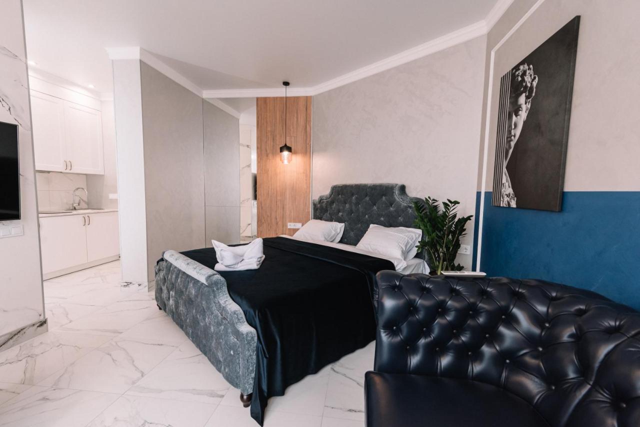 Royal Tower Vip Smart Apartments 3 Kiev Esterno foto
