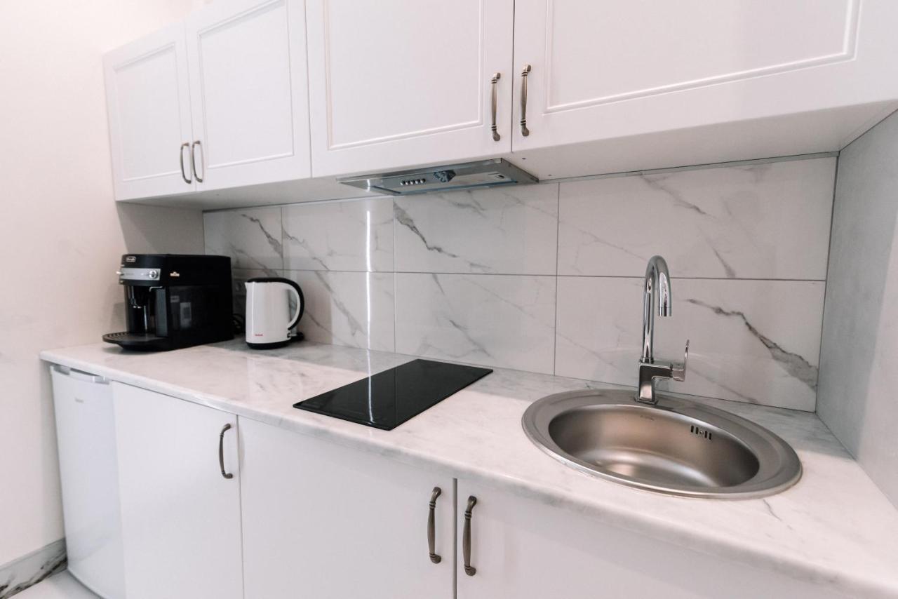 Royal Tower Vip Smart Apartments 3 Kiev Esterno foto